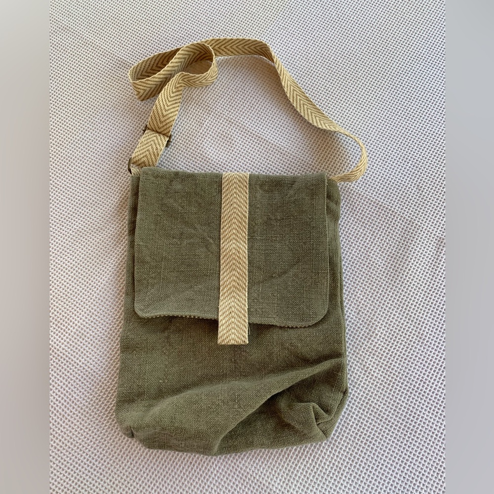 Jute Messenger Bag
